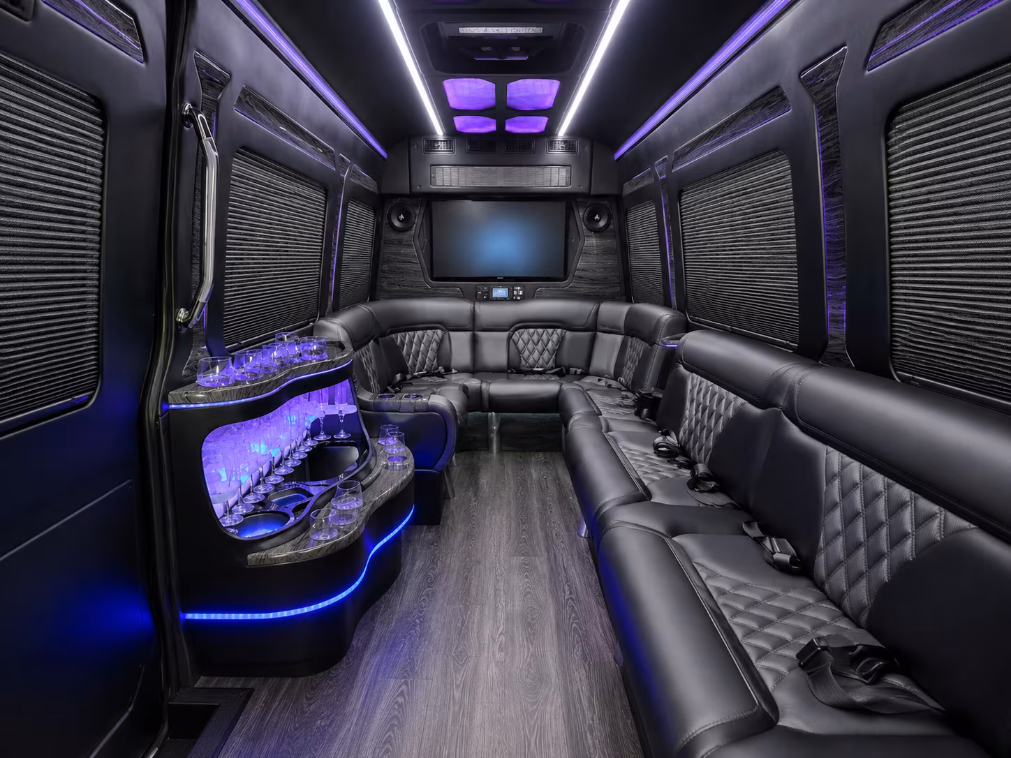 Rent a Bus to Smoothie King Center