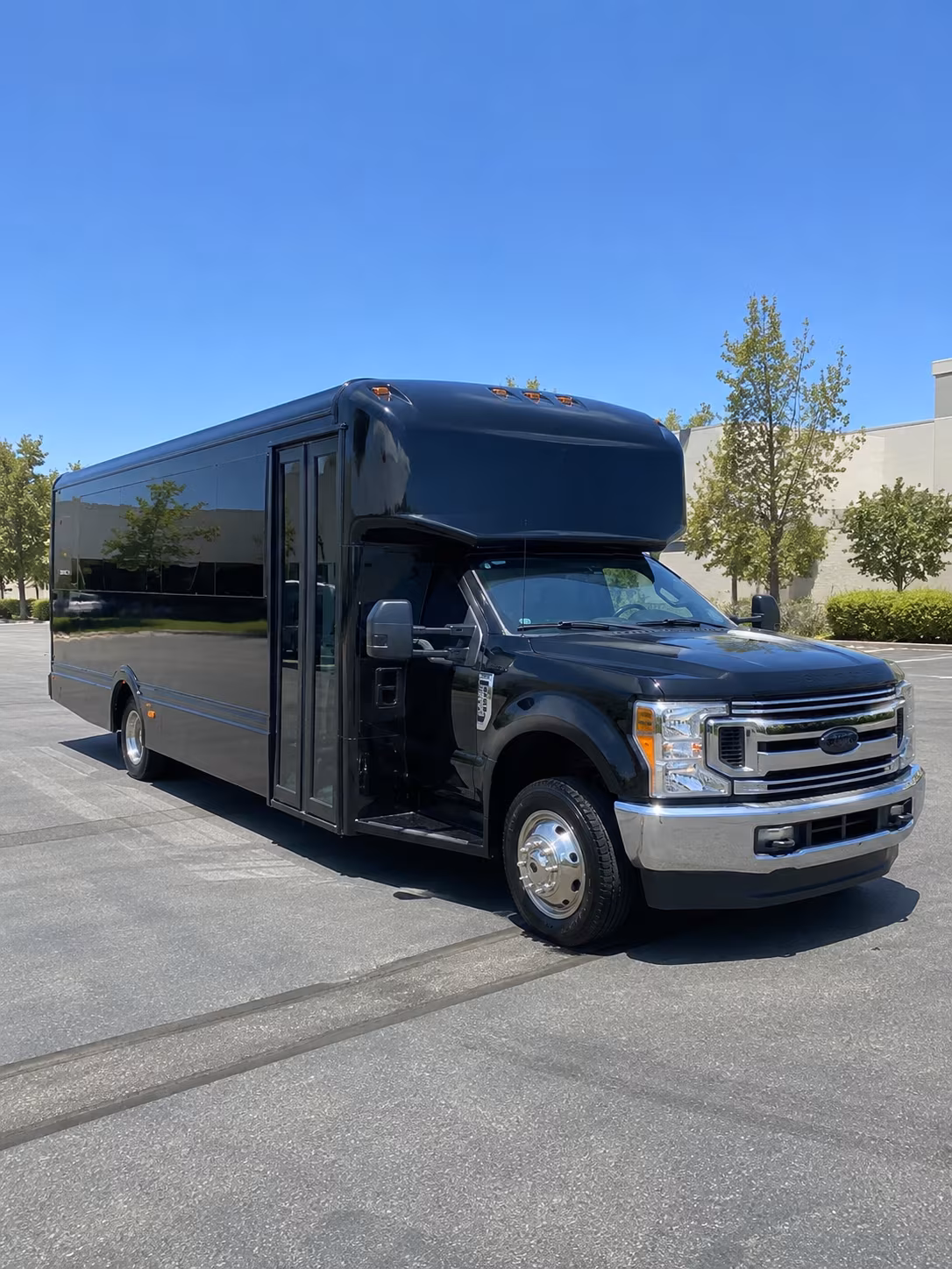 Kenner Homecoming & Prom Party Bus Rentals