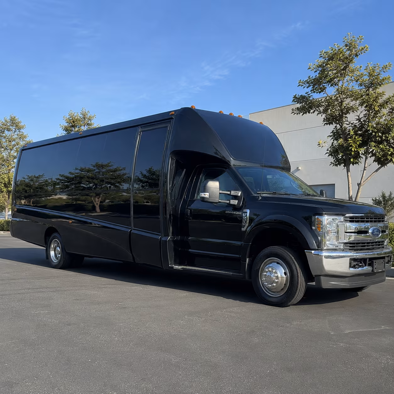 Lake Charles Winery Tour & Pub Crawl Transportation