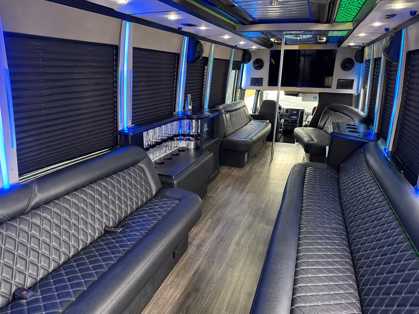 New Orleans Prom & Homecoming Transportation onboard seating