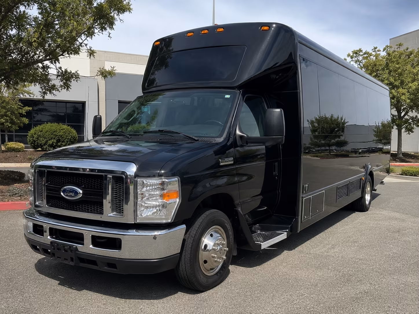New Orleans Wedding Transportation party bus exterior