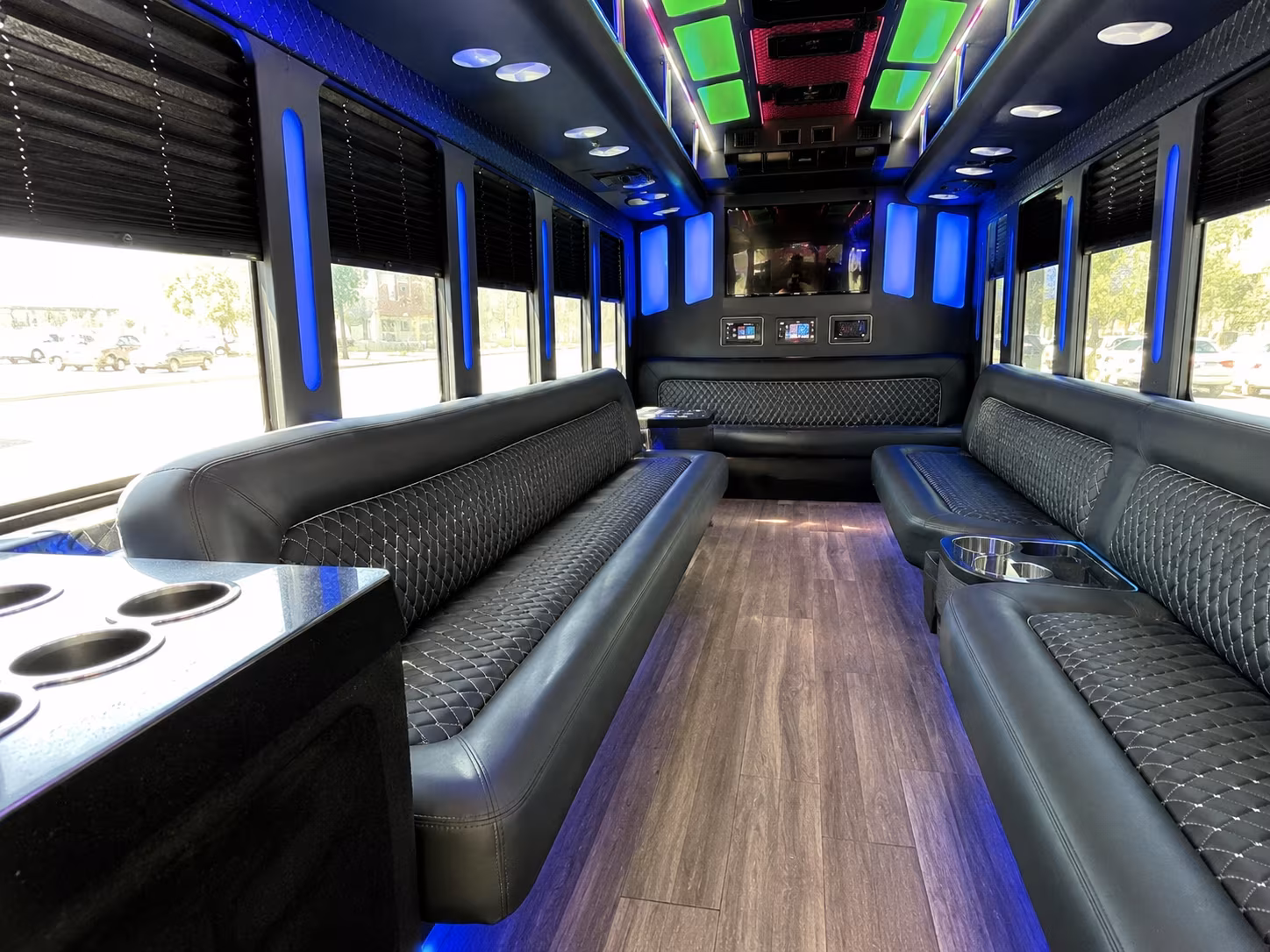 New Orleans Winery Tour & Pub Crawl Transportation party bus exterior