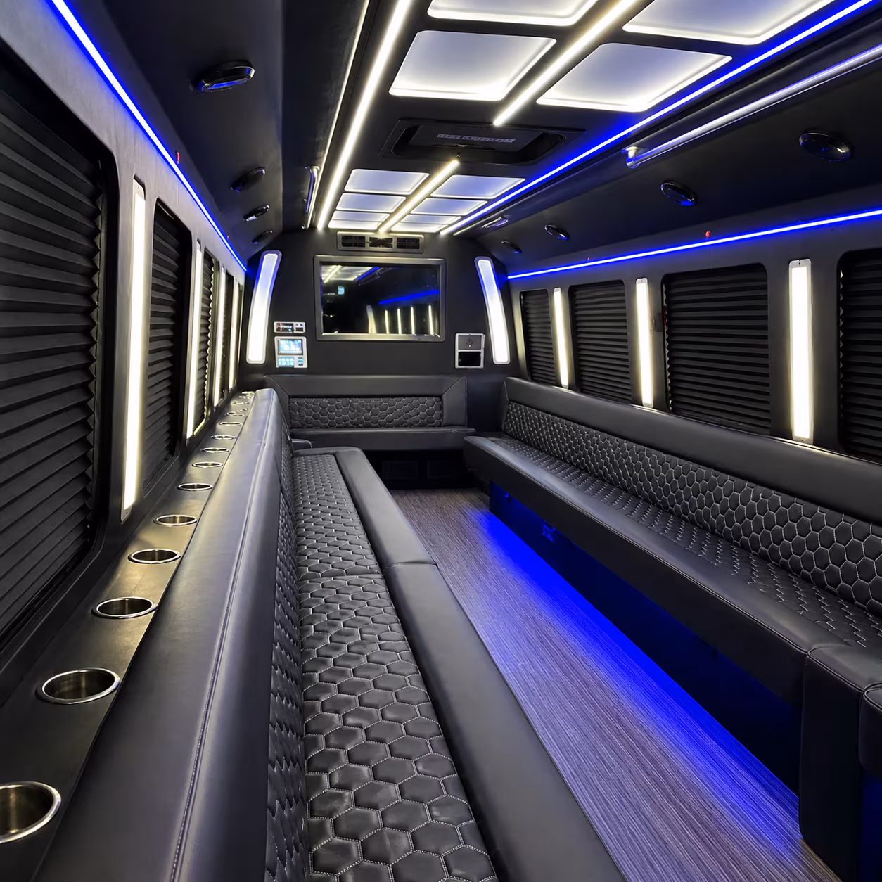New Orleans Winery Tour & Pub Crawl Transportation onboard seating