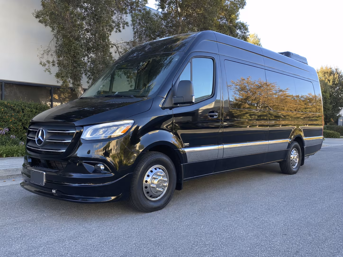 14 Passenger Sprinter Limo Exterior